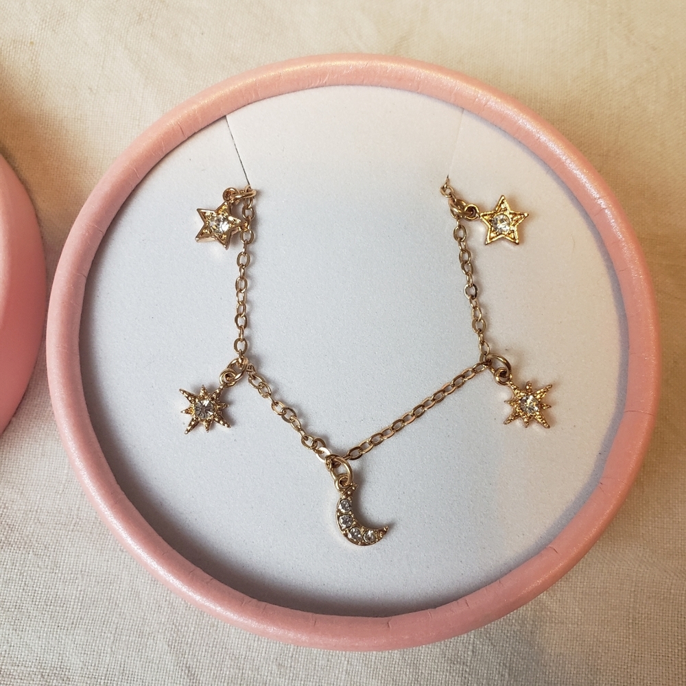 Gen 3 Mila Zodiac Stars in Your Eyes Charm Bracelet BNIB NWOT